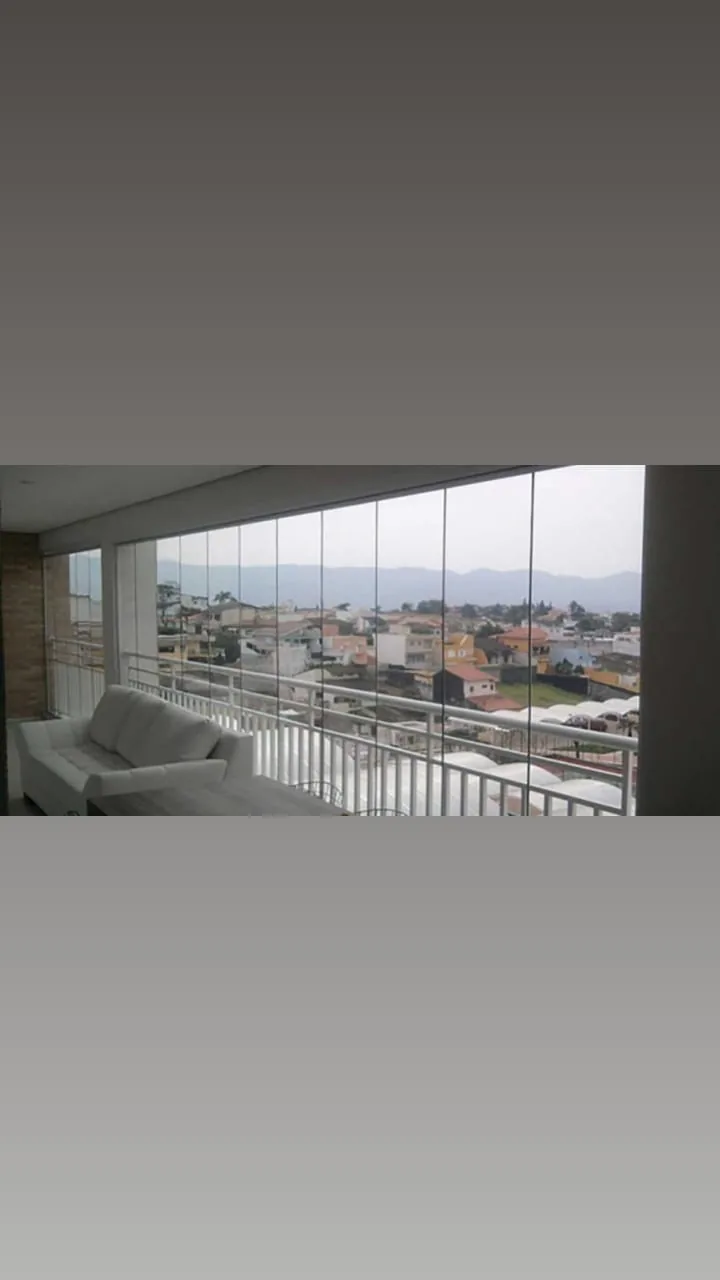 Envidraçamento de Sacadas 1